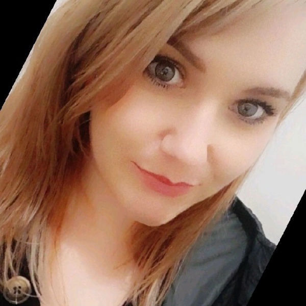 Kirsten Baker smiling headshot